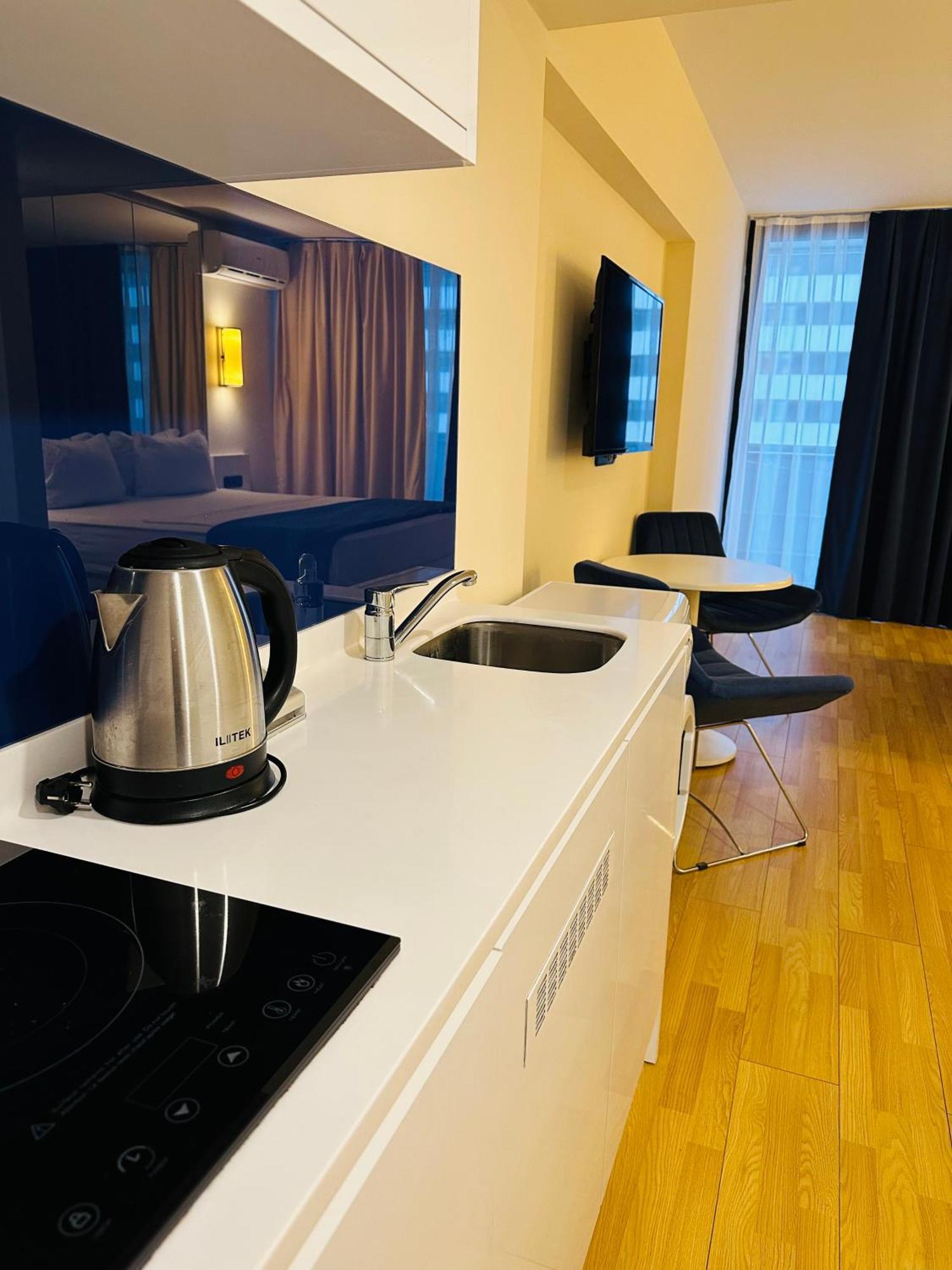 New Orbi Batumi Hotel Bagian luar foto