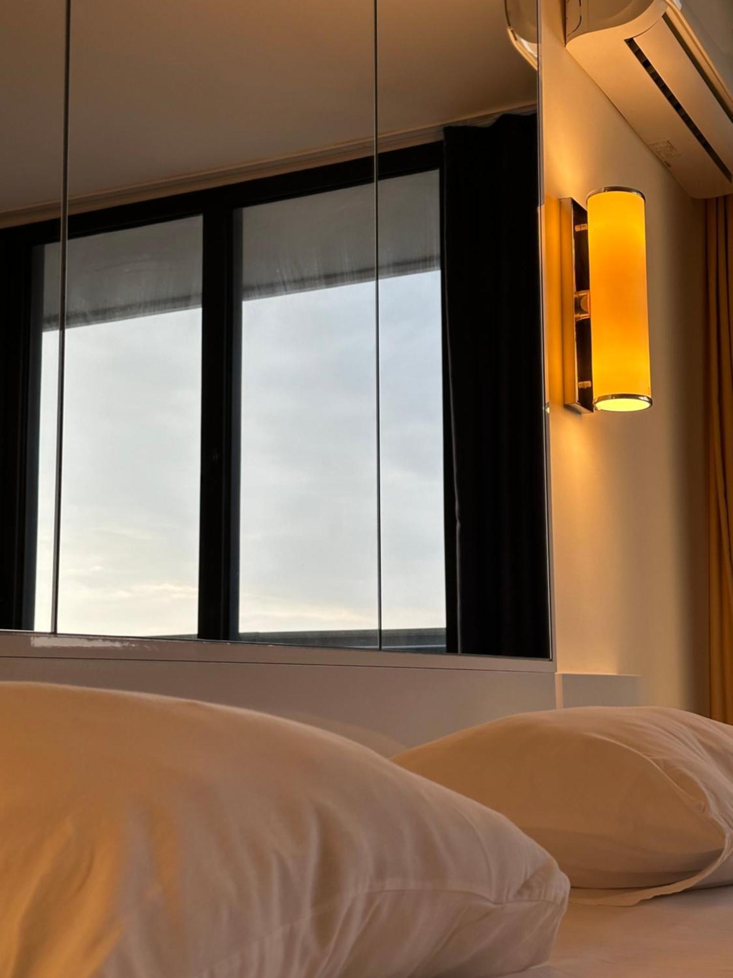New Orbi Batumi Hotel Bagian luar foto